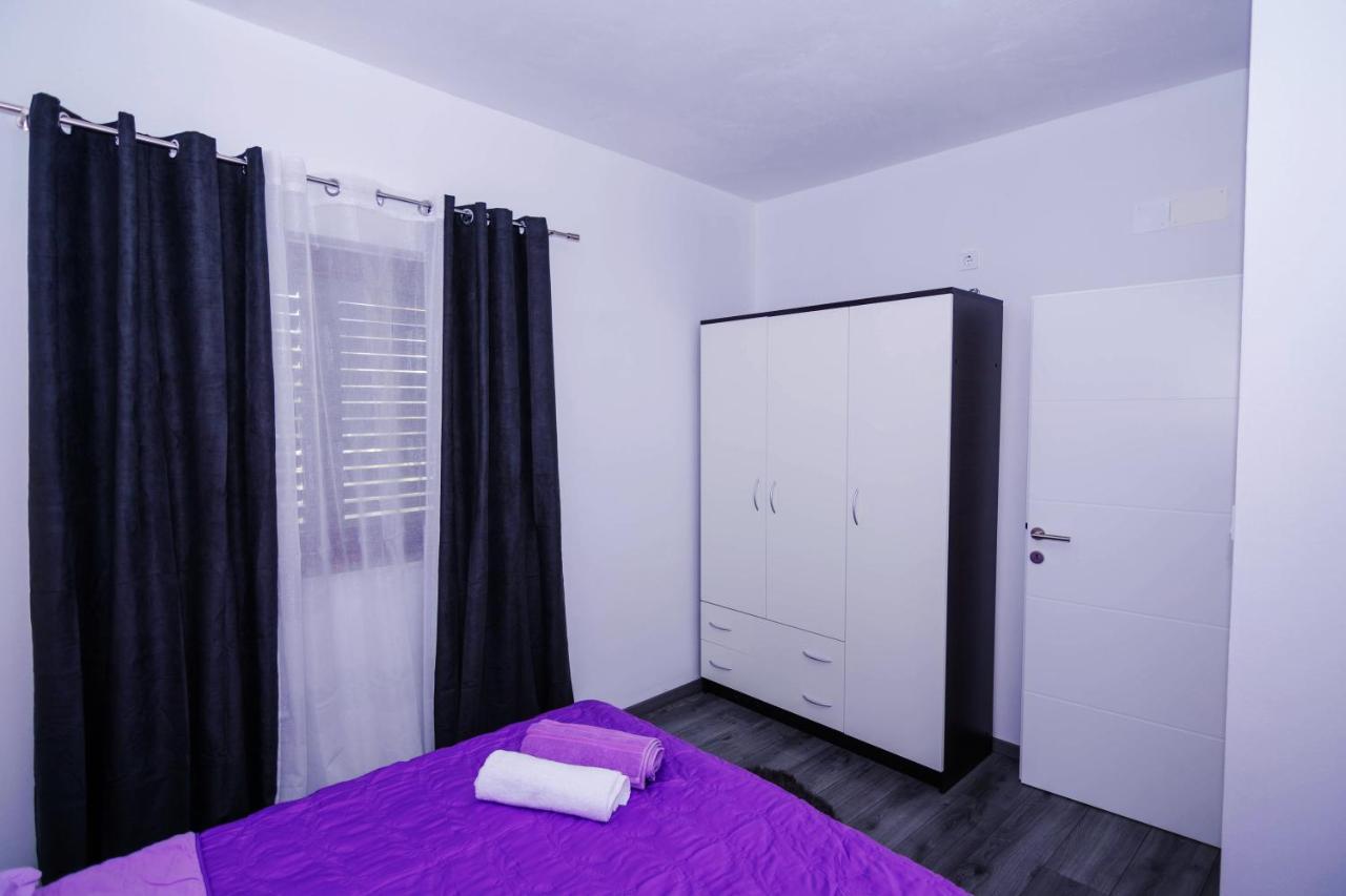 Apartments Samac Σίμπενικ Εξωτερικό φωτογραφία