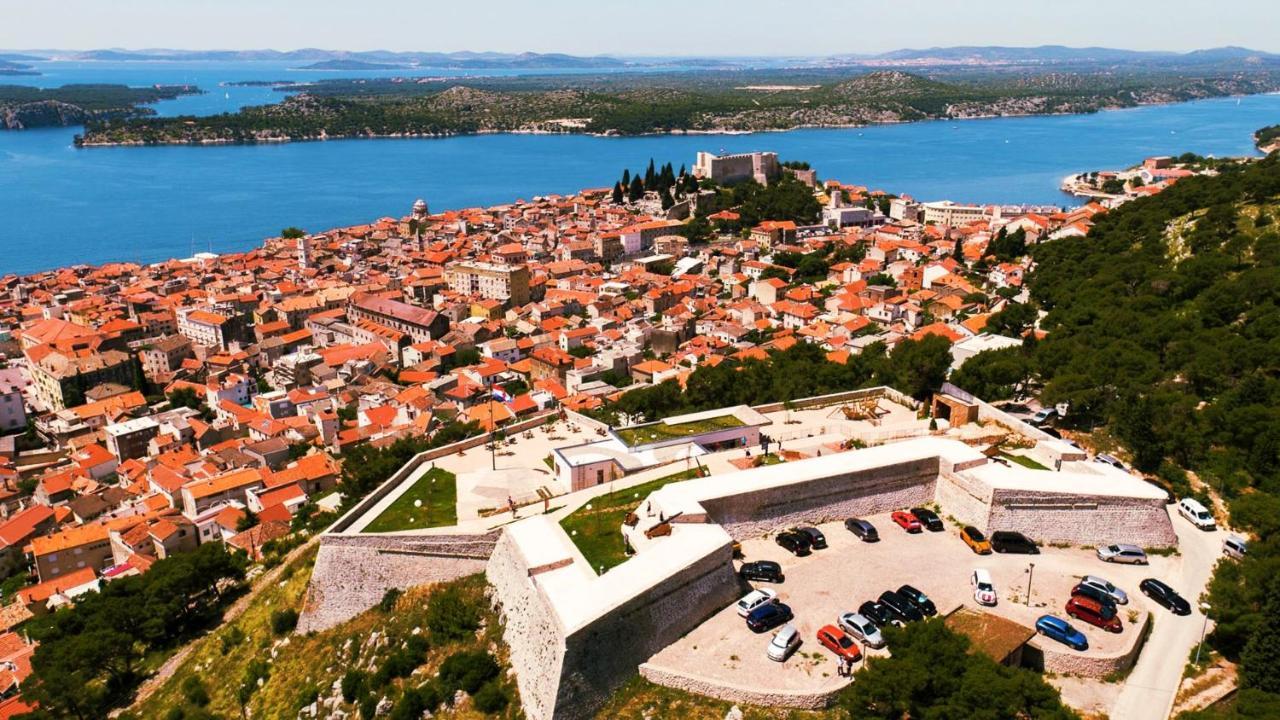 Apartments Samac Σίμπενικ Εξωτερικό φωτογραφία