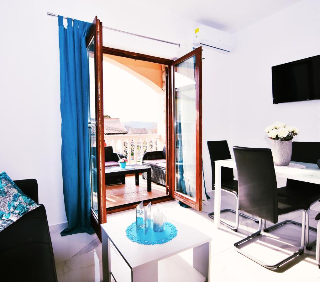 Apartments Samac Σίμπενικ Εξωτερικό φωτογραφία